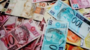 Auxílio-reclusão não pode ser inferior ao salário mínimo; veja regras, auxílio-reclusão, auxílio-reclusão inss